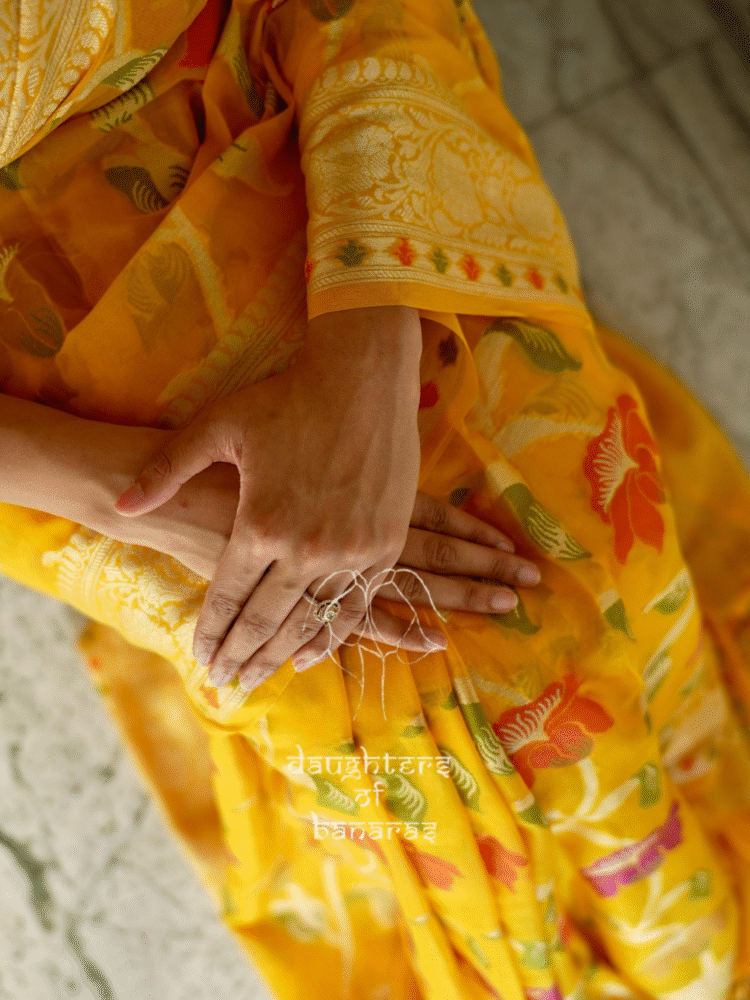 Pure Chiffon Saree with Handbrush Dye - Image 3